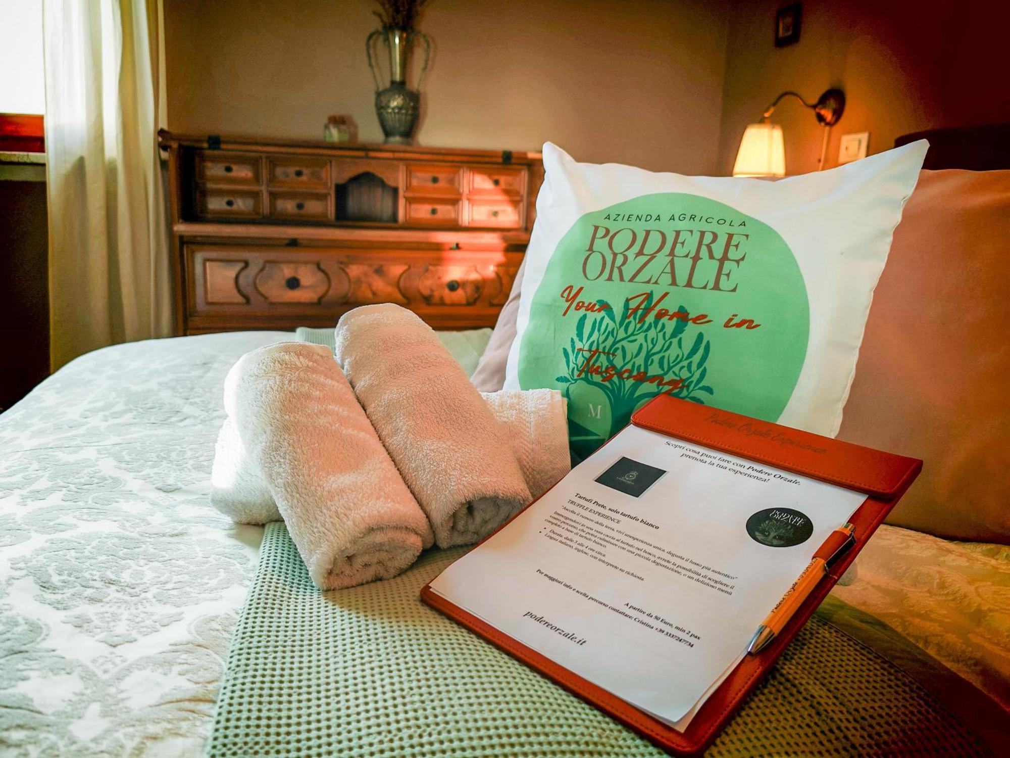 Podere Orzale Agri Hospitality Usigliano ภายนอก รูปภาพ